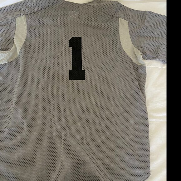 Men's Majestic softball/baseball jerseys - Picture 3 of 10